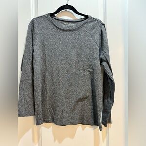Eddie Bauer peppered Gray Round Neck Long Sleeve Large Cotton Tee